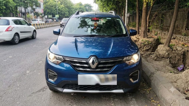 Renault Triber RXL बीएस6 Second-hand 2022 Renault Triber RXL बीएस6 for sale in Noida