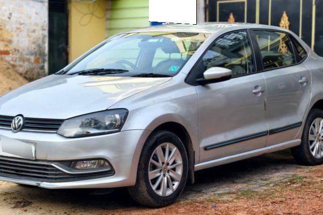Volkswagen Ameo 1.2 MPI Highline Second-hand 2017 Volkswagen Ameo 1.2 MPI Highline for sale in Kolkata