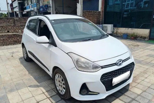 Hyundai Grand i10 1.2 Kappa Sportz BSIV Second-hand 2018 Hyundai Grand i10 1.2 Kappa Sportz BSIV for sale in Agra