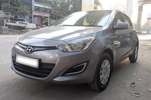 Hyundai i20 स्पोर्टज़ 1.2 Second-hand 2014 Hyundai i20 स्पोर्टज़ 1.2 for sale in Mumbai