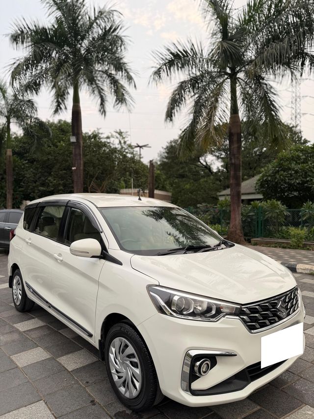 Maruti Suzuki Ertiga वीएक्सआई सीएनजी 2022-2023 Second-hand 2022 Maruti Suzuki Ertiga वीएक्सआई सीएनजी 2022-2023 for sale in Thane