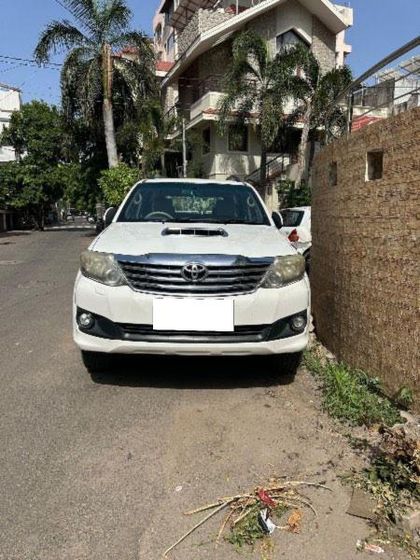 2012 Toyota Fortuner 4x2 4 Speed AT
