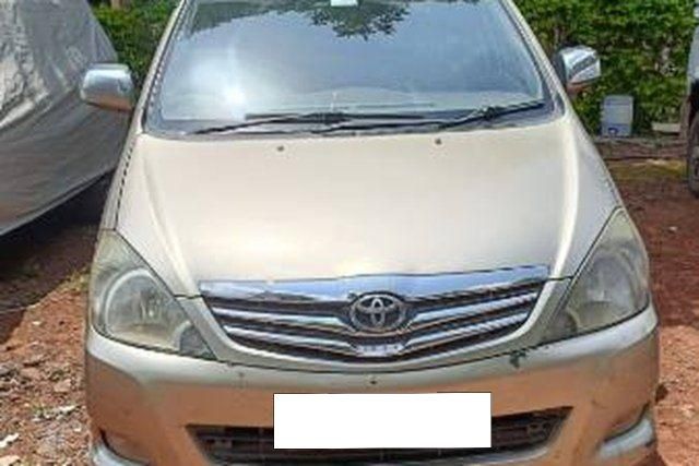 Toyota Innova 2.5 V Diesel 7-seater Second-hand 2009 Toyota Innova 2.5 V Diesel 7-seater for sale in Nagpur