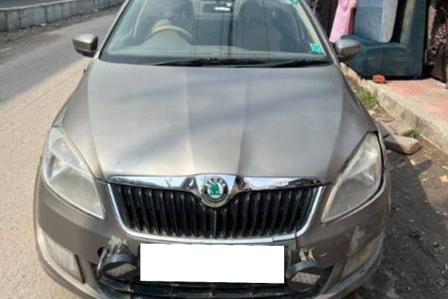 Skoda Rapid 1.6 TDI Ambition Second-hand 2012 Skoda Rapid 1.6 TDI Ambition for sale in Hyderabad
