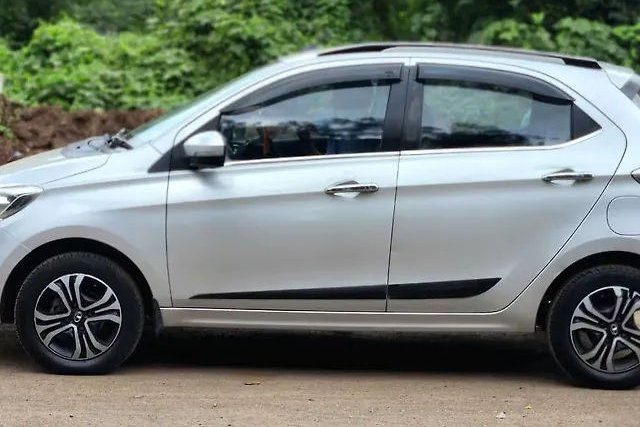 Tata Tiago 1.2 Revotron एक्सजेड Second-hand 2019 Tata Tiago 1.2 Revotron एक्सजेड for sale in Nashik