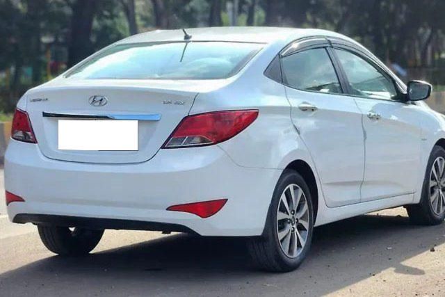 Hyundai Verna 1.6 CRDI Second-hand 2013 Hyundai Verna 1.6 CRDI for sale in Nashik