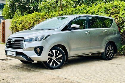 2021 Toyota Innova Crysta 2.4 ZX 7 STR