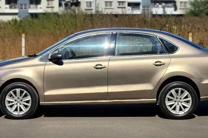 2015 Volkswagen Vento Magnific 1.6 हाईलाइन