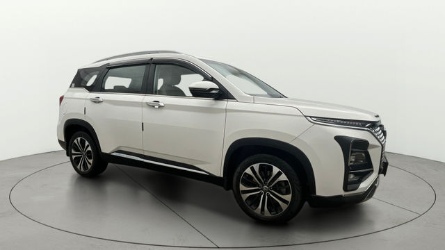 MG Hector Smart Pro 2023-2025 Second-hand 2023 MG Hector Smart Pro 2023-2025 for sale in Greater Noida