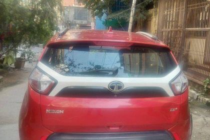 2017 Tata Nexon 1.5 Revotorq XZ प्लस