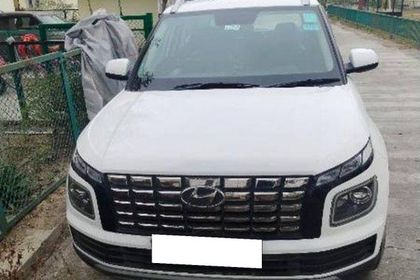 2024 Hyundai Venue S Opt 2023-2025