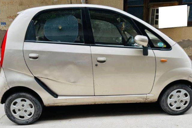 Tata Nano LX Second-hand 2013 Tata Nano LX for sale in New Delhi