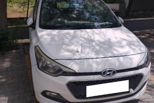 Hyundai i20 स्पोर्टज़ 1.2 Second-hand 2015 Hyundai i20 स्पोर्टज़ 1.2 for sale in Bhilwara