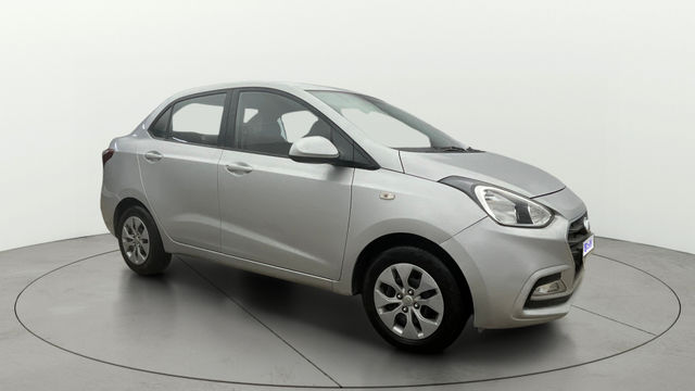 Hyundai Xcent 1.2 VTVT ई प्लस Second-hand 2017 Hyundai Xcent 1.2 VTVT ई प्लस for sale in New Delhi