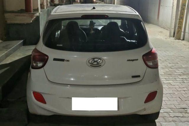 Hyundai Grand i10 CRDi Magna Second-hand 2015 Hyundai Grand i10 CRDi Magna for sale in Gohana