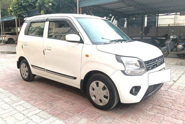 Second-hand 2024 Maruti Suzuki Wagon R वीएक्सआई सीएनजी for sale in New Delhi