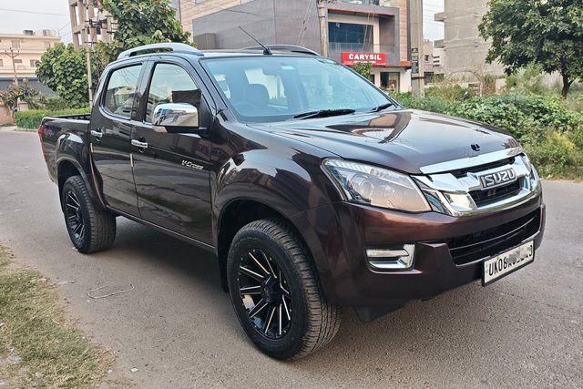 Isuzu D-Max High Second-hand 2018 Isuzu D-Max High for sale in Chandigarh