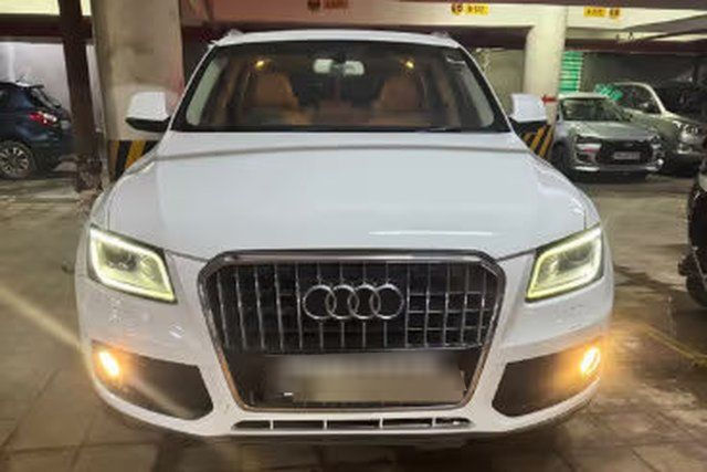 Audi Q5 2.0 TDI Second-hand 2015 Audi Q5 2.0 TDI for sale in Mumbai