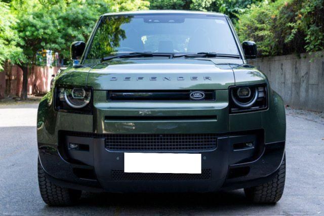 Land Rover Defender 2.0 l Petrol 110 X-Dynamic HSE Second-hand 2025 Land Rover Defender 2.0 l Petrol 110 X-Dynamic HSE for sale in New Delhi