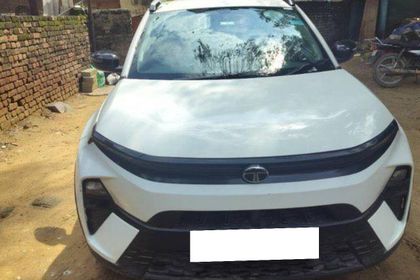 2024 Tata Nexon स्मार्ट प्लस