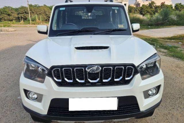 Second-hand 2018 Mahindra Scorpio S11 4डब्ल्यूडी बीएस4 for sale in Gurgaon