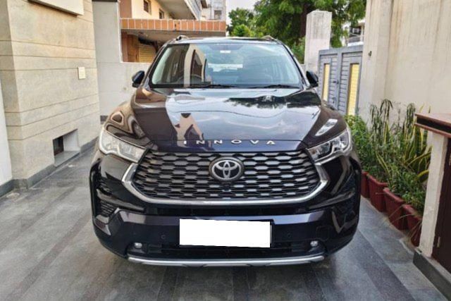 Toyota Innova Hycross ZX Hybrid Second-hand 2023 Toyota Innova Hycross ZX Hybrid for sale in Jaipur