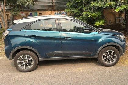 2021 Tata Nexon EV एक्सजेड प्लस