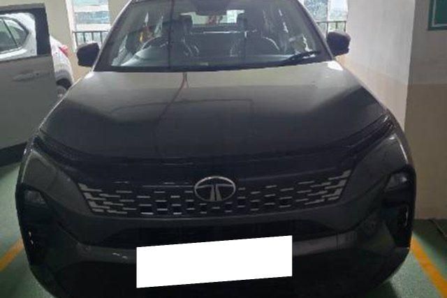 Tata Curvv प्योर प्लस एस रेनफोर्स्ड DCA Second-hand 2025 Tata Curvv प्योर प्लस एस रेनफोर्स्ड DCA for sale in Kolkata