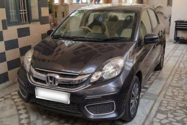 Honda Amaze एस रेनफोर्स्ड i-Vtech Second-hand 2016 Honda Amaze एस रेनफोर्स्ड i-Vtech for sale in Jaipur