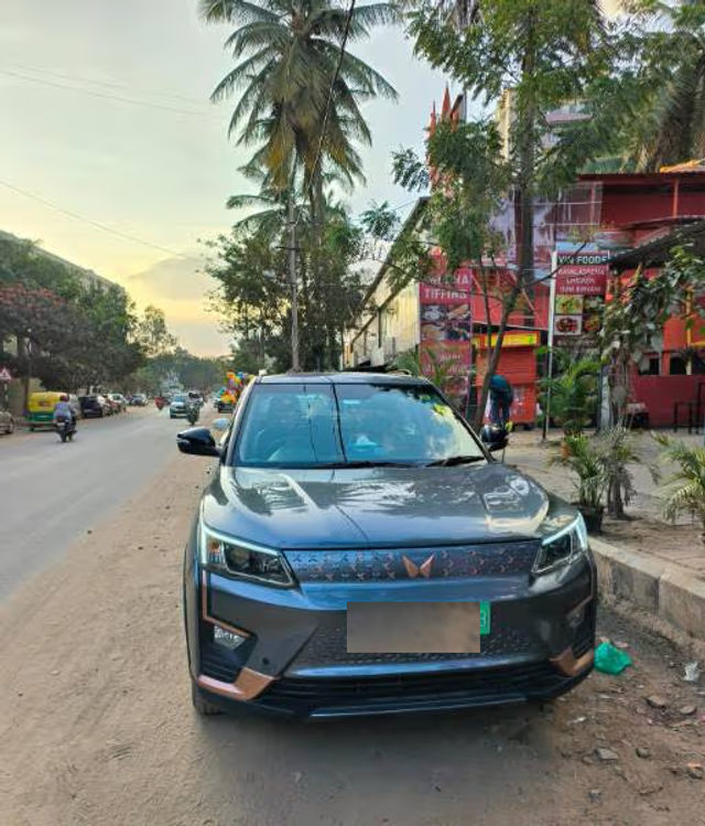 Mahindra XUV400 EV EL Fast Charger Second-hand 2023 Mahindra XUV400 EV EL Fast Charger for sale in Bangalore