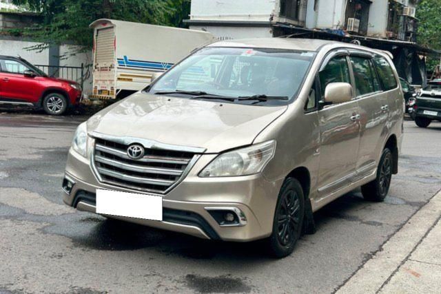 Toyota Innova 2.0 जी (Petrol) 8 Seater BS IV Second-hand 2007 Toyota Innova 2.0 जी (Petrol) 8 Seater BS IV for sale in Mumbai