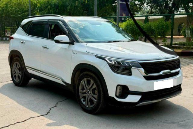 Second-hand 2023 Kia Seltos HTX IVT for sale in New Delhi
