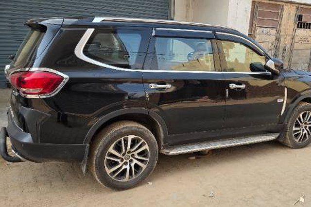 MG Gloster Savvy 4x4 6Str Second-hand 2024 MG Gloster Savvy 4x4 6Str for sale in Ghaziabad