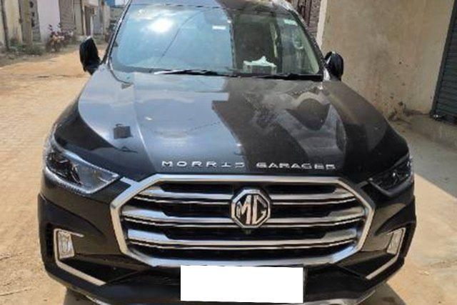 MG Gloster Savvy 4x4 6Str Second-hand 2024 MG Gloster Savvy 4x4 6Str for sale in Ghaziabad