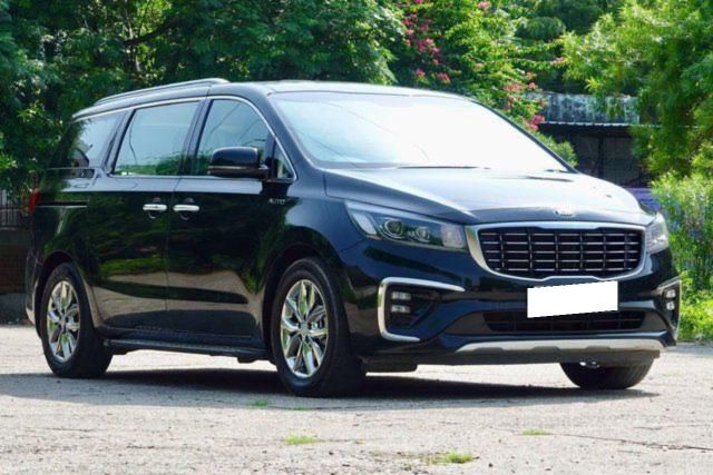 Kia Carnival Limousine Second-hand 2020 Kia Carnival Limousine for sale in New Delhi