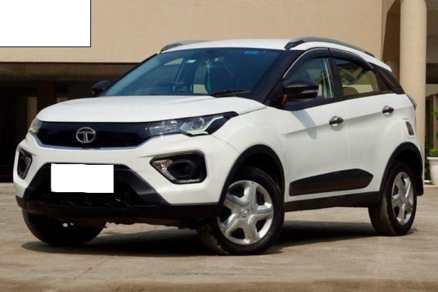 Tata Nexon एक्सएम Second-hand 2023 Tata Nexon एक्सएम for sale in New Delhi