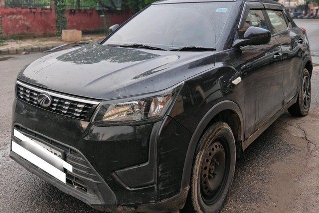 Mahindra XUV300 W6 Diesel Sunroof BSVI Second-hand 2022 Mahindra XUV300 W6 Diesel Sunroof BSVI for sale in Jaipur