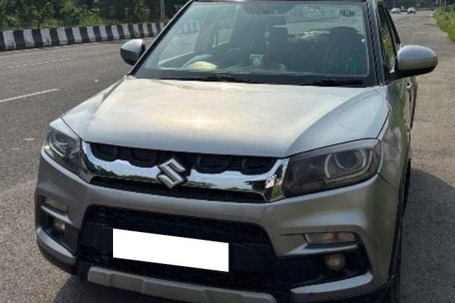 Second-hand 2018 Maruti Suzuki Vitara Brezza ZDi AMT for sale in Navi Mumbai