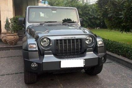 2021 Mahindra Thar LX 4डब्ल्यूडी Convert Top AT बीएस6