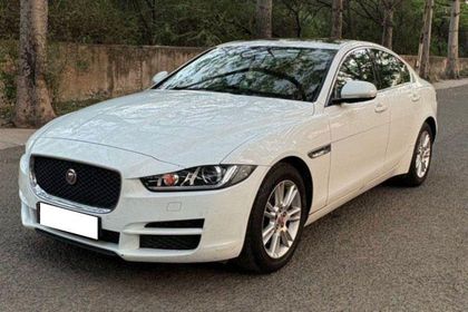 2018 जगुआर एक्सई 2.0L Diesel Prestige