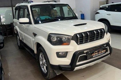 2016 महिंद्रा स्कॉर्पियो 1.99 S10