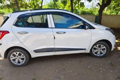 2016 Hyundai Grand i10 CRDi स्पोर्टज़