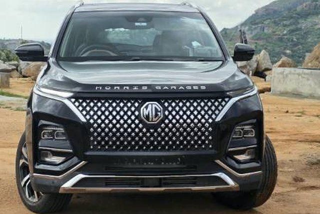 MG Hector Plus Savvy Pro CVT 2023-2025 Second-hand 2023 MG Hector Plus Savvy Pro CVT 2023-2025 for sale in Bangalore