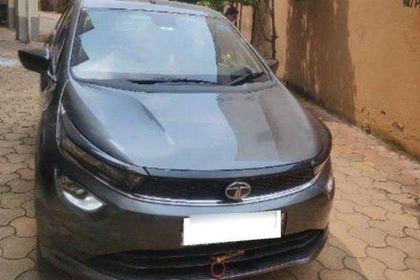 2022 Tata Altroz XZ बीएस6