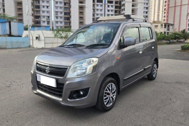 Second-hand 2016 Maruti Suzuki Wagon R AMT VXI for sale in Mumbai