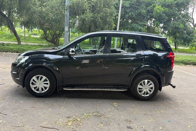 Mahindra XUV500 W4 Second-hand 2017 Mahindra XUV500 W4 for sale in Chandigarh