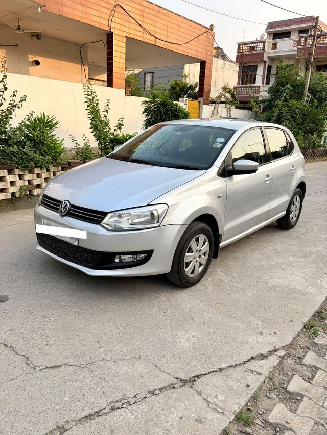 Volkswagen Polo IPL II 1.2 Petrol Highline Second-hand 2012 Volkswagen Polo IPL II 1.2 Petrol Highline for sale in Chandigarh