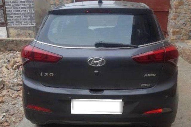 Hyundai i20 एस्टा 1.2 Second-hand 2015 Hyundai i20 एस्टा 1.2 for sale in Rawatbhata