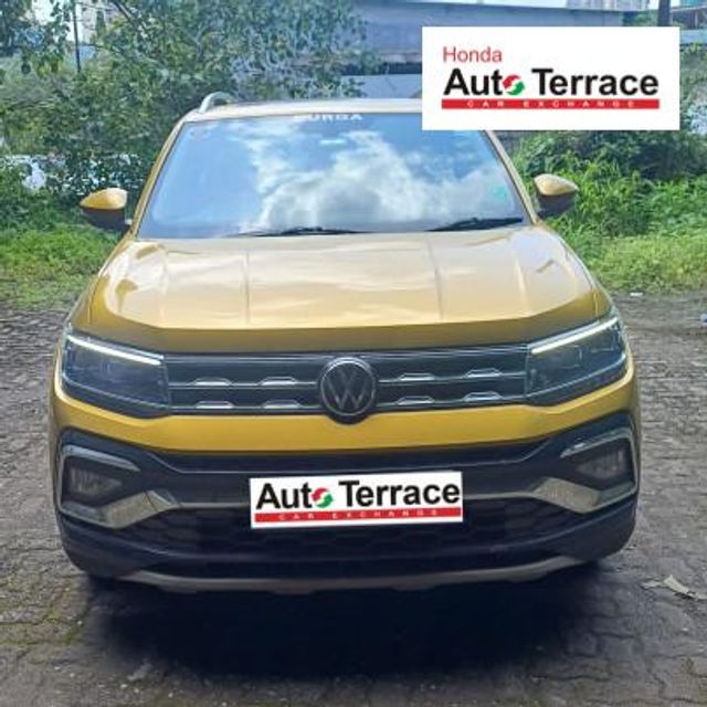 Volkswagen Taigun 1.0 TSI हाईलाइन AT बीएस6 Second-hand 2022 Volkswagen Taigun 1.0 TSI हाईलाइन AT बीएस6 for sale in Thane
