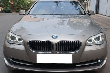 2012 BMW 5 Series 520d Sedan